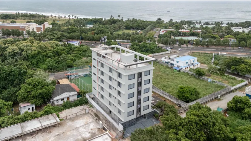 The Creek Hotel - Image 1