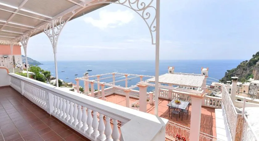 Villa Sunshine Positano Room - Image 1
