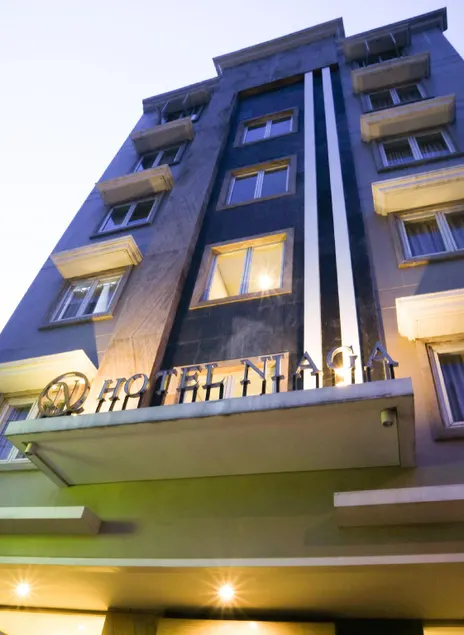 Hotel Niaga - Image 1