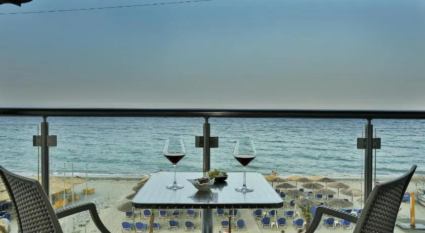 Hotel Dionisos - Image 1