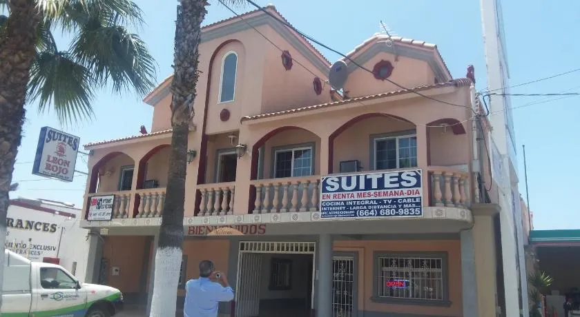 Suites Leon Rojo - Image 1