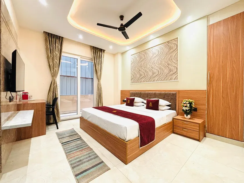 Goel Villa and Hotel - Image 1