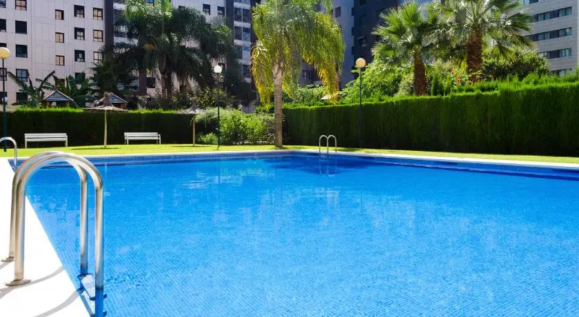 ApartUP Francia Views - Image 1