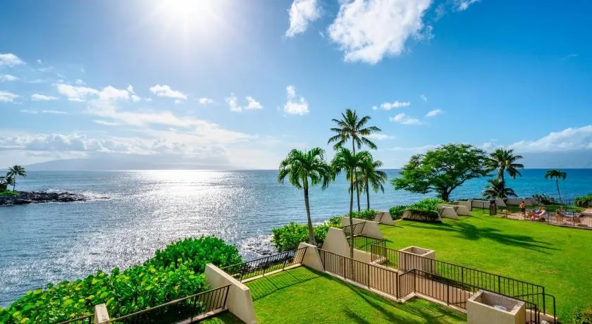 Napili Point 2 Oceanfront Villas Sleeps 12 Car Included with 6 nights ML-4062 by KBM - Image 1