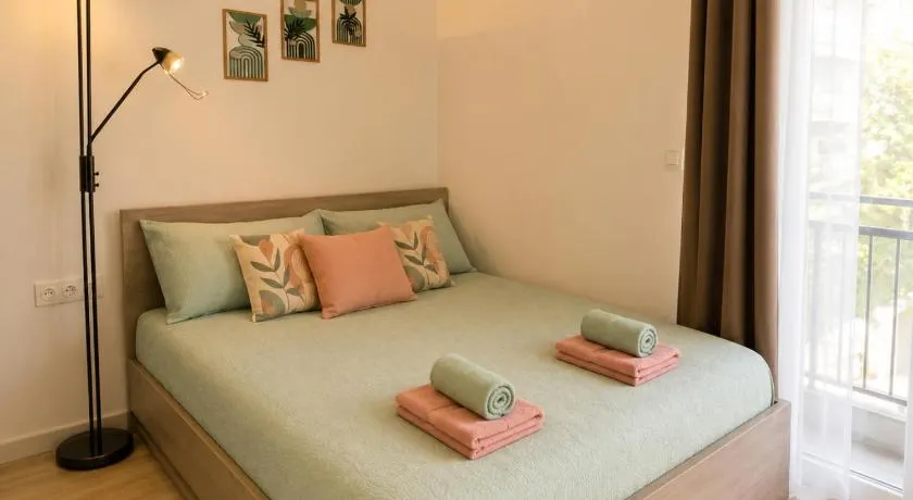 Cozy Studio, 2-Min Walk to Beach and Promenade - Image 1
