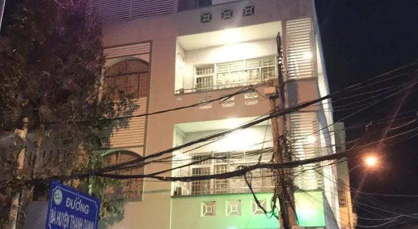 Huyen Tran Hotel - Image 1