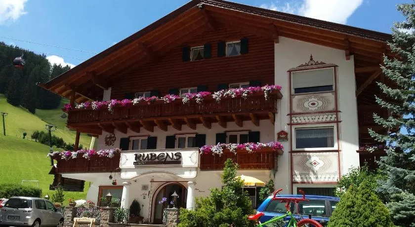Garni Rubens B&B - Image 1