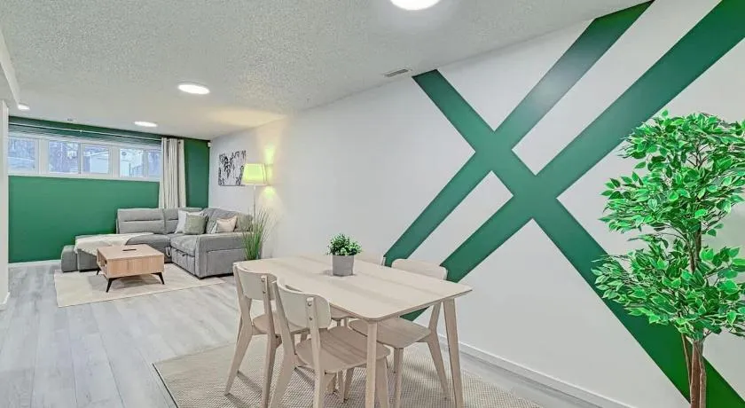 Cozy 2BR Suite Near Zoo & downtown Walk to C-Train - Image 1