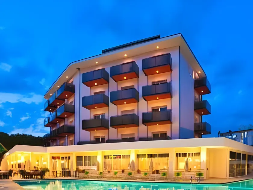 Hotel Gimm - Image 1