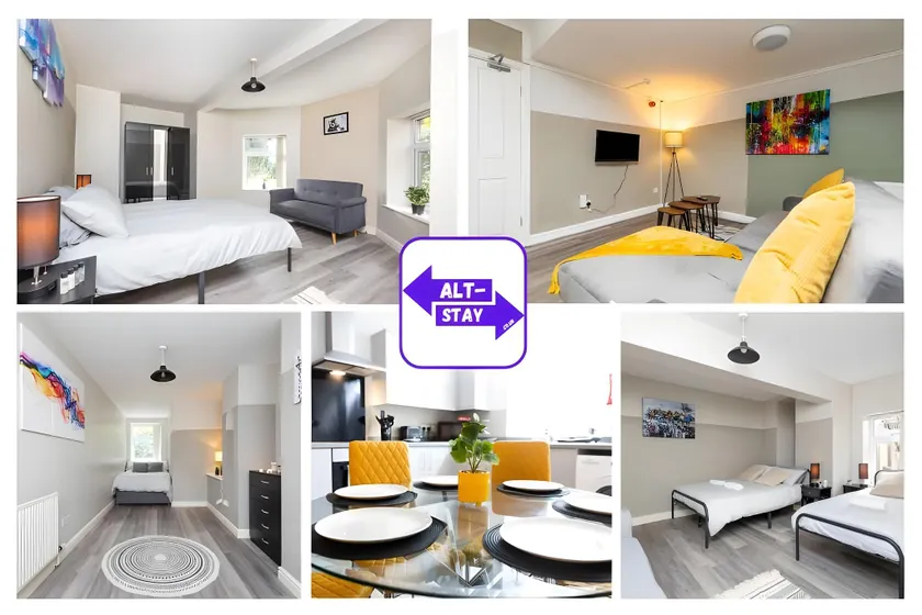 Free Parking & WiFi, Large Bedrooms, Self Check-in - Image 1
