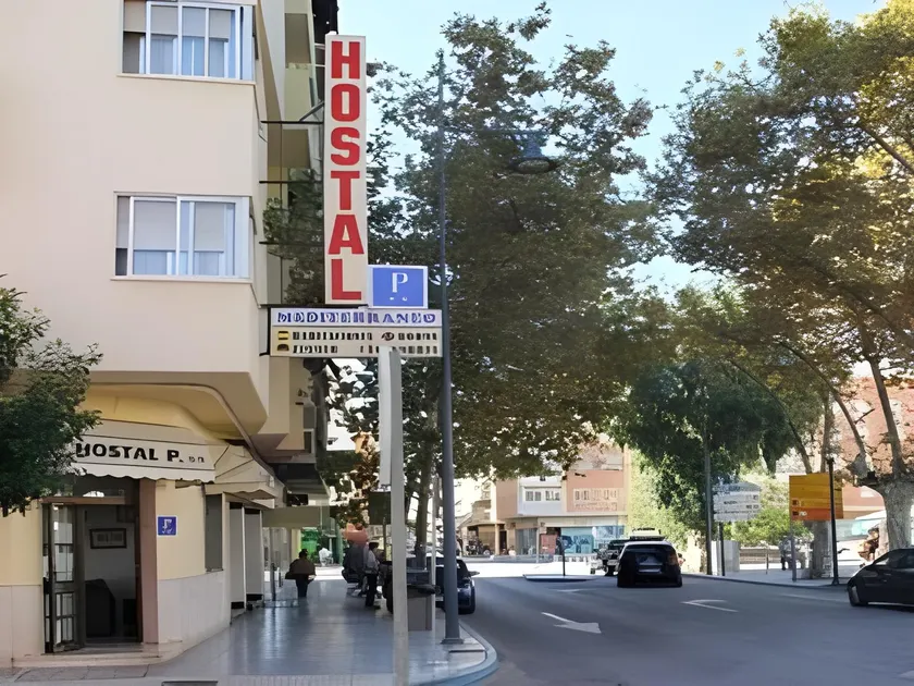 Hostal Mediterraneo - Image 1