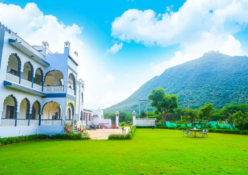 Siddarth Resort - Mountain View with Pool - Image 1