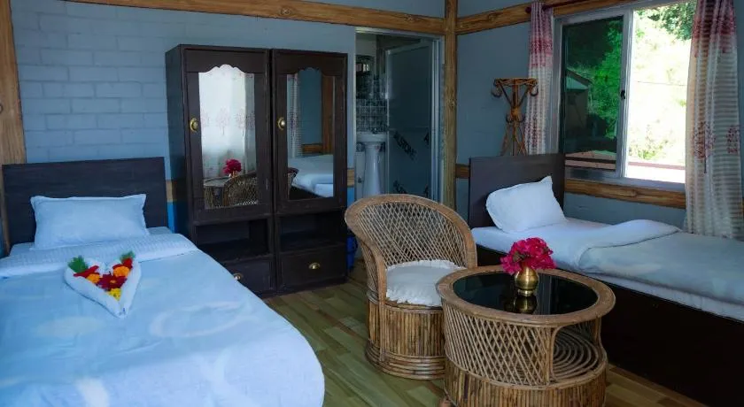 shivalaya yoga ashram - Image 1