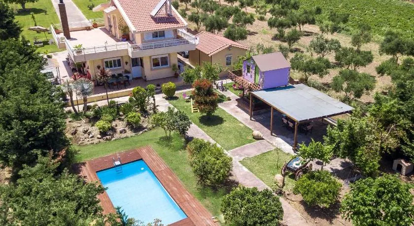 Laylande House - Image 1