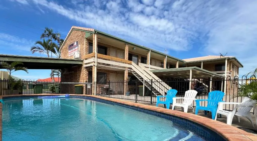 Golden Beach Motor Inn, Caloundra - Image 1