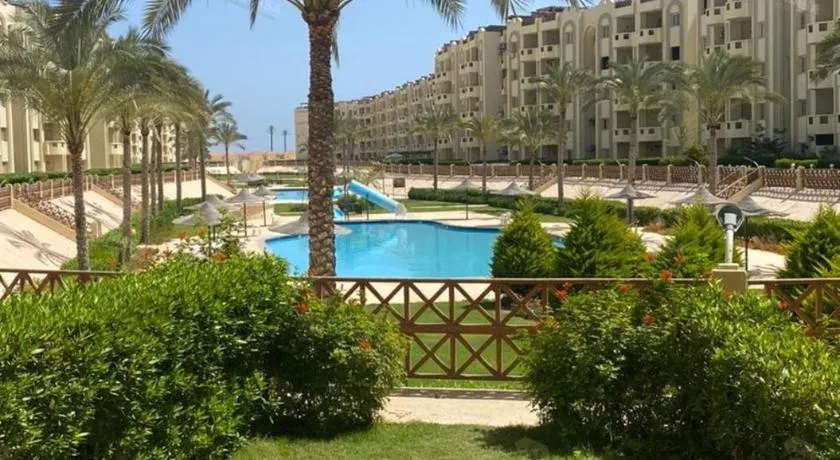 شاليه فندقي 3 غرف - ستيلا هايتس - الساحل الشمالي - Image 1