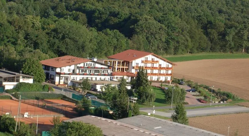 Hotel am Waldeck mit Restaurant - Image 1
