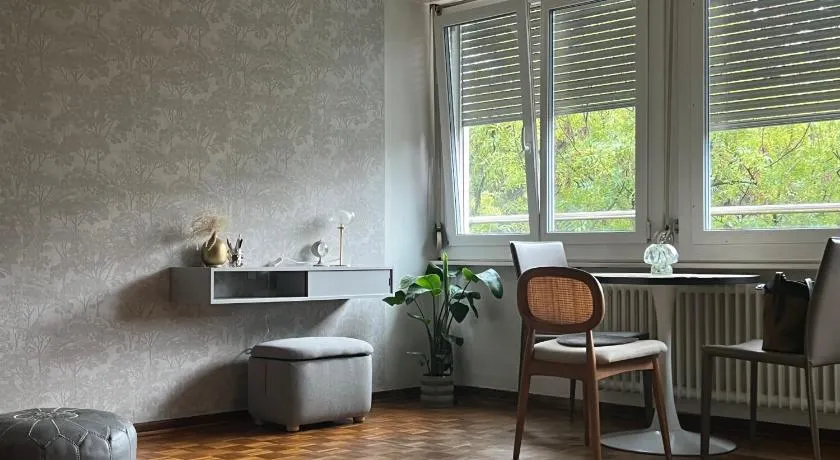 Cozy Champel Studio-Shared - Image 1