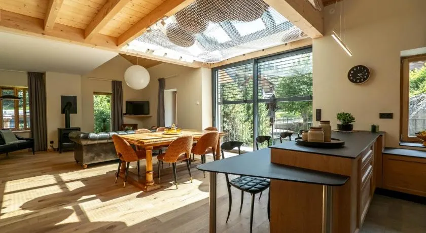 Enjoy Chalet - Image 1