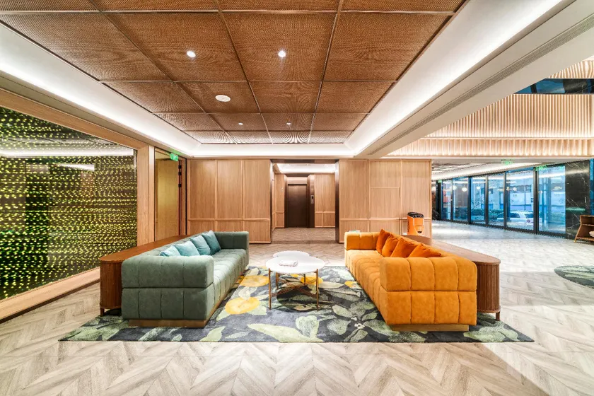 Orange Hotel Hangzhou West Lake Wulin Square - Image 1