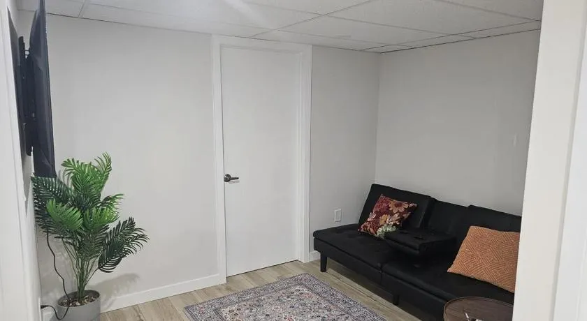 2 Bedroom Suite in Transcona - Image 1