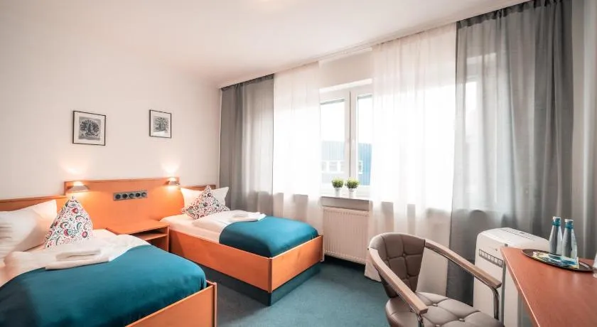 Airport Lounge Hotel Düsseldorf - Image 1