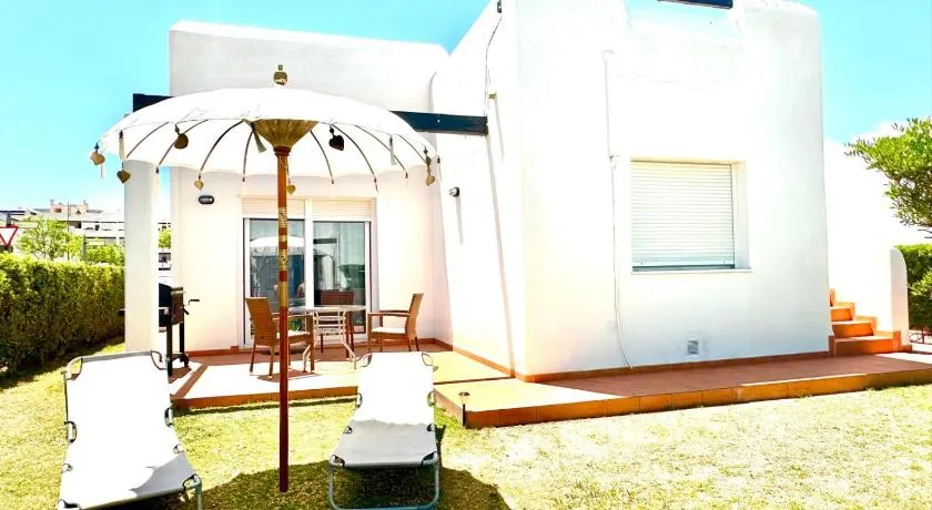 VILLA IZAN - Image 1