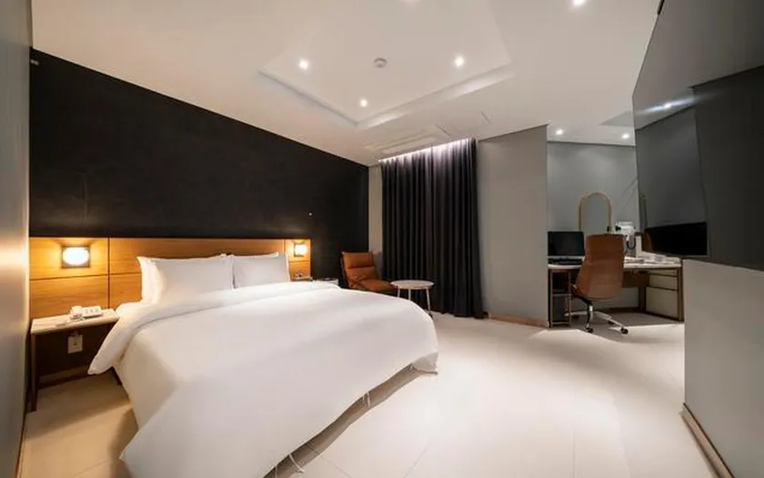 Osan Hotel Mico - Image 1