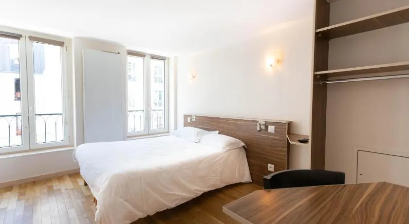 Hotel Mimosa Paris - Image 1