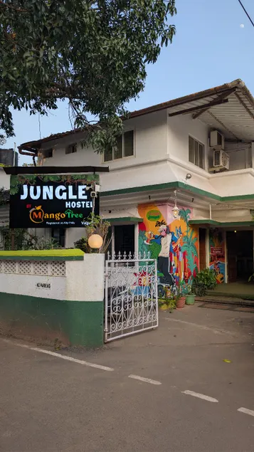Jungle Hostel by Mango Tree - Image 1
