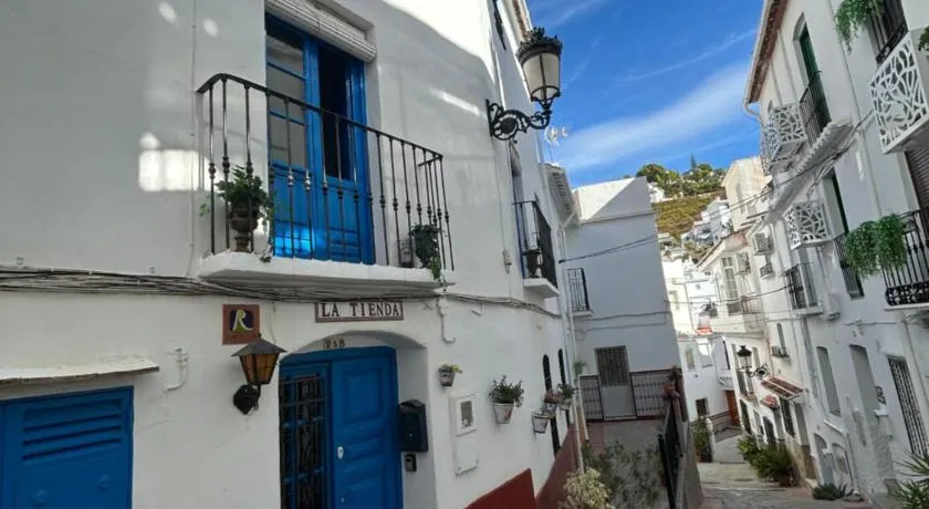 Guesthouse La Tienda - Image 1