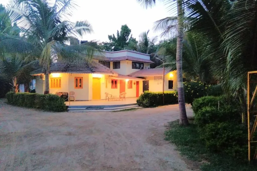 Stay Inn Hotel & Resort - Image 1