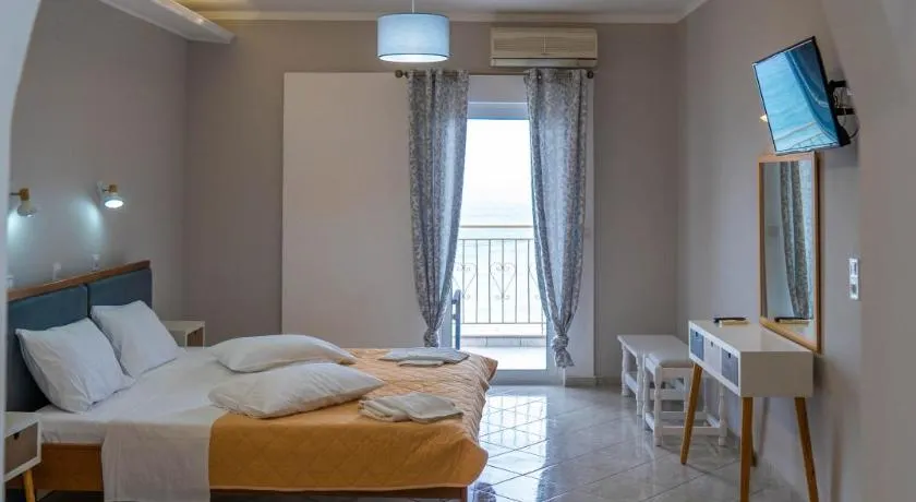 Ermioni Rooms - Image 1
