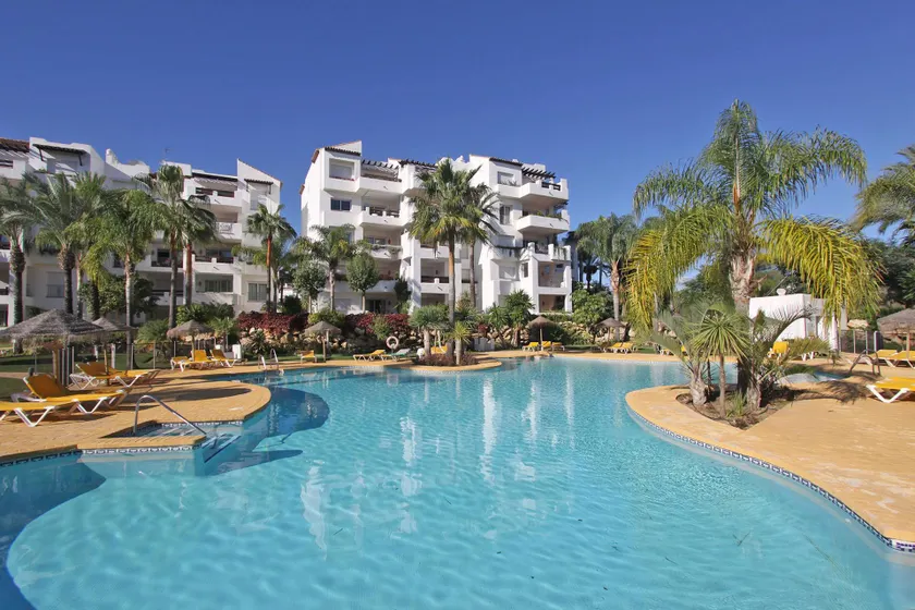 BEACHFRONT HIGH STANDARD APARTMENT WITH TERRACE - Image 1