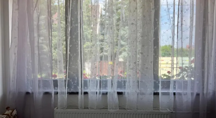 Orosz Apartmanház Gyula - Image 1