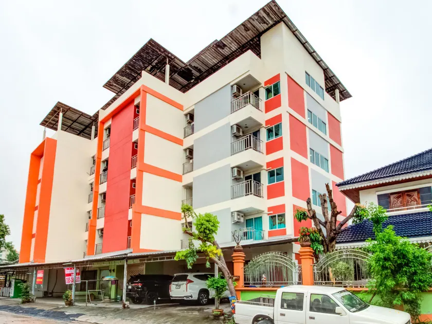 OYO 75337 Ponpaipan1 - Image 1