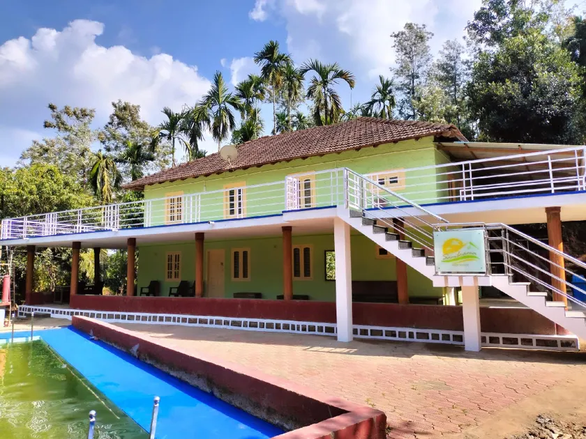 Sambrama Wood house - Image 1