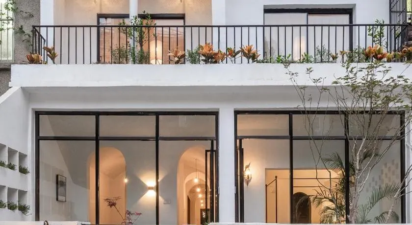 Su Jiu Apartment - Image 1