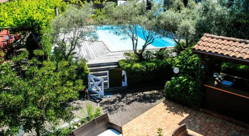 Hotel Résidence Le Sporting - Image 1