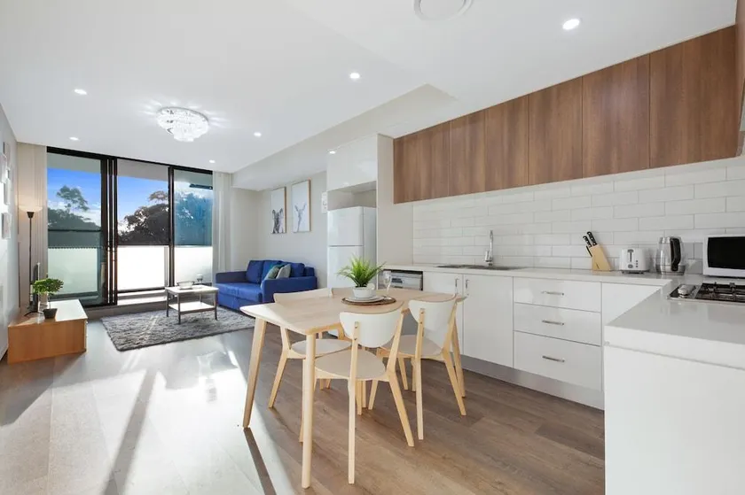 KozyGuru | Wentworthville | 2 Bed 2 Bath Apt - Image 1