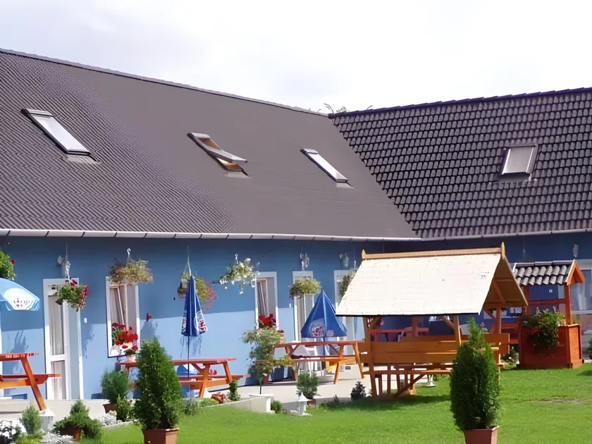 Kék Lagúna Wellness Apartmanok - Image 1
