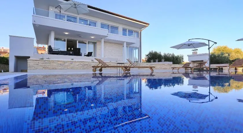 Villa Capan ZadarVillas - Image 1