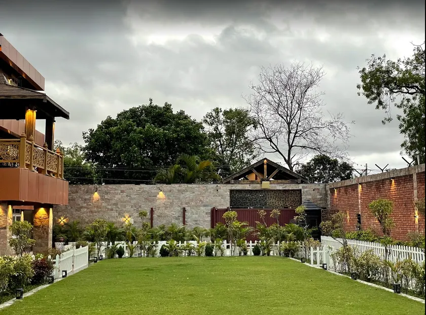 Yashmay Villa Club & Resort - Image 1