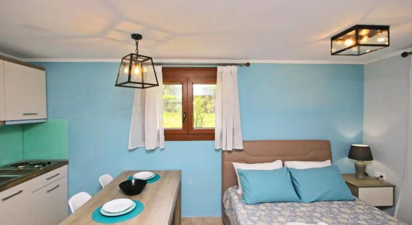 Panos House - Image 1