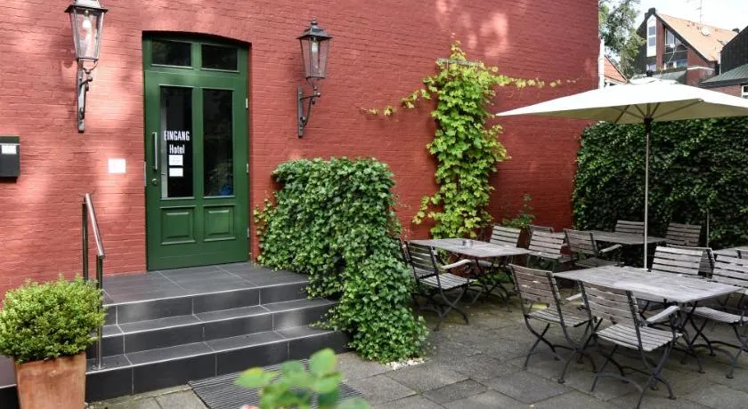 Hotel KUHBERG Hamburg - Image 1