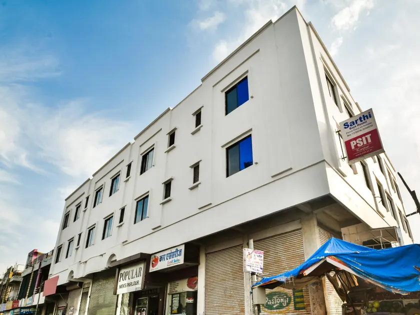 OYO 37212 Hotel Soft Petals By Arn Group - Image 1