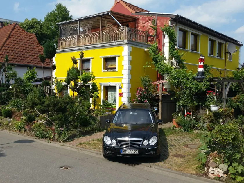 Serene Holiday Home in Wismar with Private Terrace - Image 1