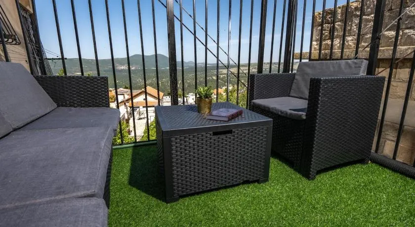 Moses Luxury apartment 38 jerusalem - Image 1
