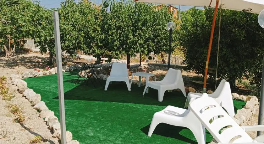 Jardinu - Image 1