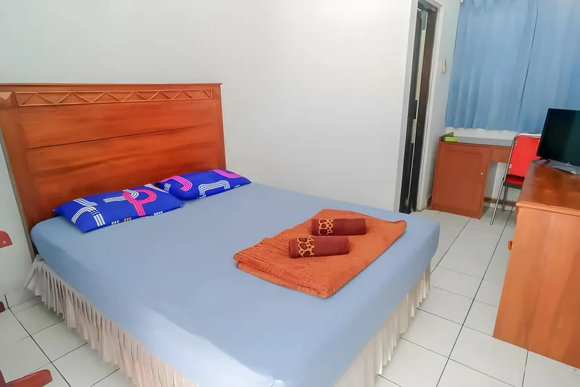 Hotel Rajawali Mitra RedDoorz - Image 1